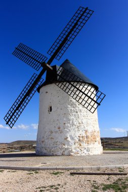 eski fırıldak XVI yüzyılda beyaz taş ve ahşap