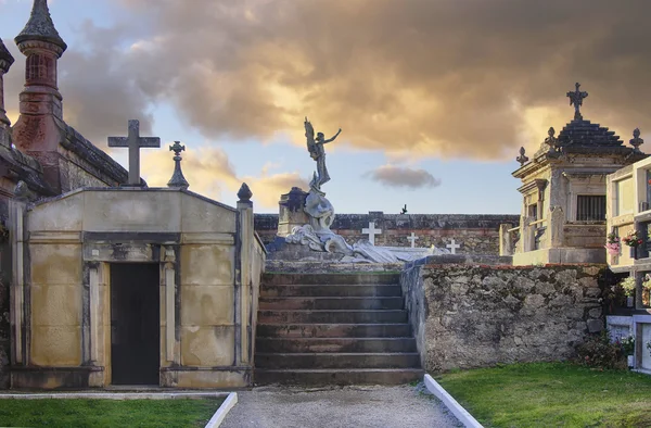 Antiguo cementerio medival en Comillas España — Foto de Stock