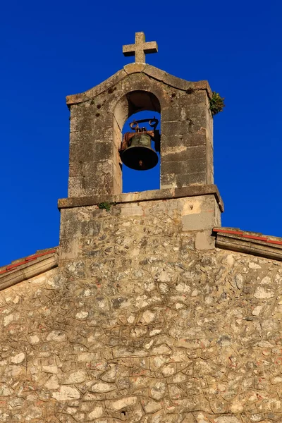 Oude kerk katholieke heiligdom in san vicente de la barquera Spanje — Stockfoto