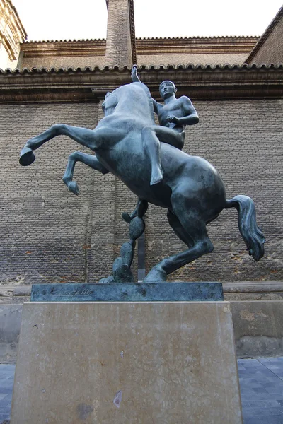 Equestrian statue of soldier in bronze — Stock Photo, Image