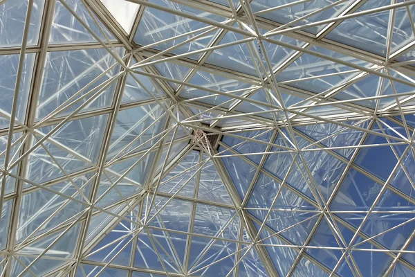 Modern cam dome piramit