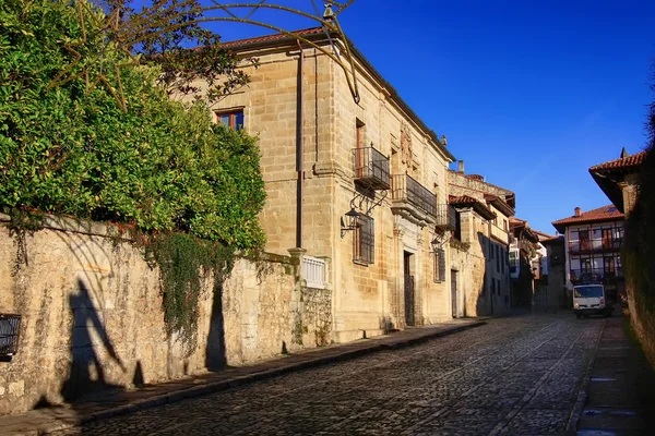 Küçük bir kasaba tipik evleri — Stok fotoğraf