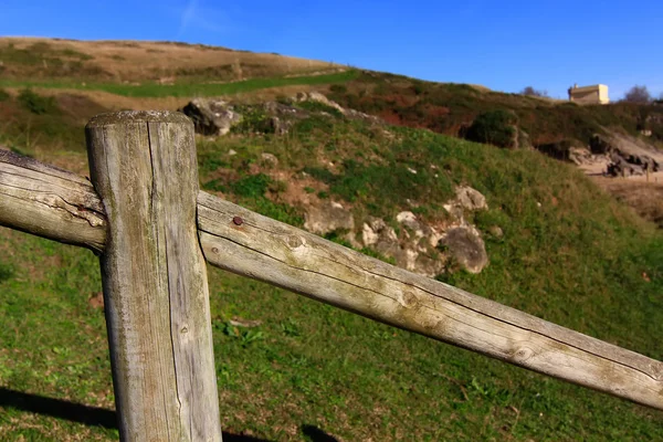 Kırsal kesimde ahşap çitler — Stok fotoğraf