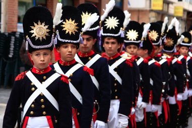Cartagena, İspanya mar 25: kazık evenin ile parading asker
