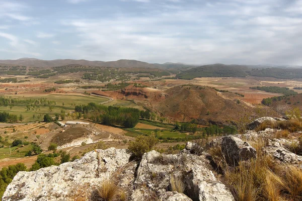 Rich agricultural valley bathed in a small river in the region o — Stock Photo, Image