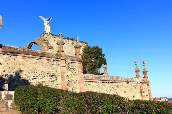 Medival eski mezarlık comillas İspanya — Stok fotoğraf