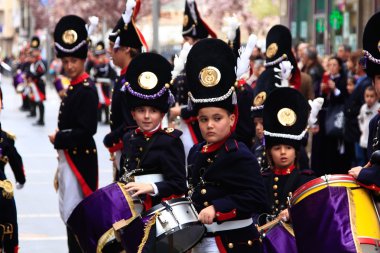 Cartagena, İspanya mar 25: kazık evenin ile parading asker