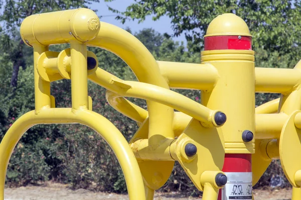 Public park with exercise equipment — Stock Photo, Image