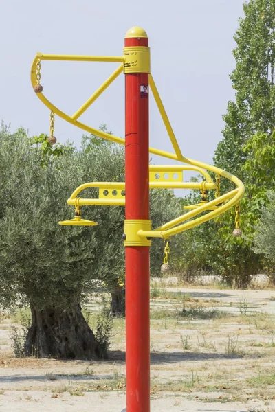 Public park with exercise equipment — Stock Photo, Image