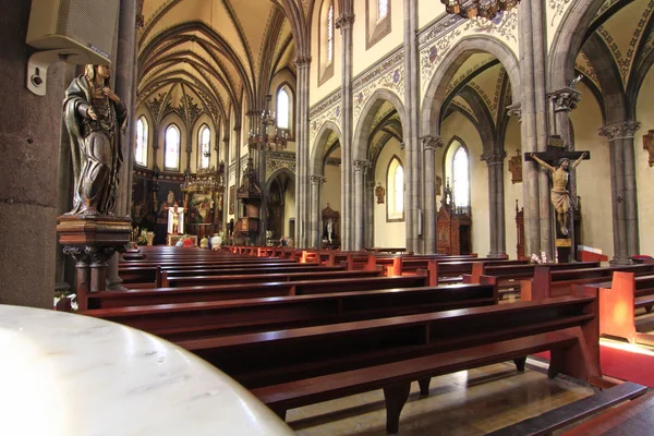 Interieur van de kathedraal van aviles in asturias, Spanje — Stockfoto