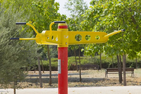 Public park with exercise equipment — Stock Photo, Image