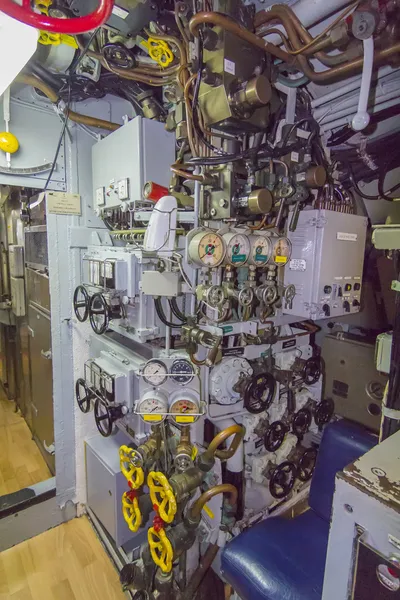 Adjustment and control panels of an old submarine — Stock Photo, Image