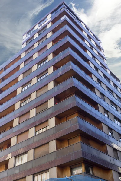 Modern apartment tower — Stock Photo, Image