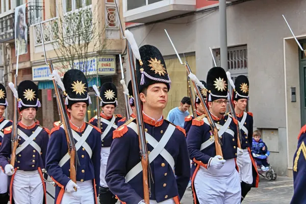 Картахена, Іспанія 21 березня: Пікет солдатів напоказ з evenin — стокове фото