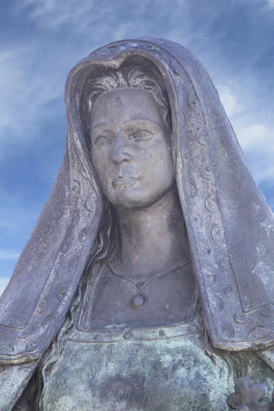 雕塑的耶稣的圣特蕾莎修女 — 图库照片