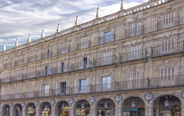 Facciata della famosa Plaza Mayor di Salamanca, Spagna — Foto Stock