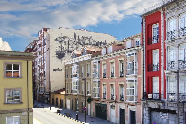 Bela fachada do edifício antigo no velho da cidade de A — Fotografia de Stock