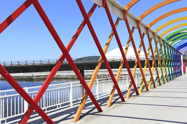 现代桥梁的铁，油漆的颜色 — 图库照片