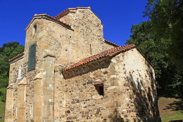 Старая церковь Сан-Мигель-де-Лилло в Овьедо, Испания — стоковое фото
