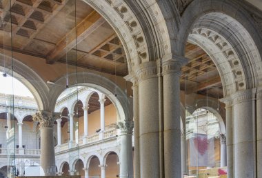 toledo, İspanya alcazar avlusu