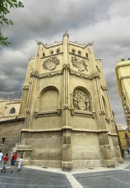 Murcia cathedral året 1465 en dag av storm, i murcia, spa — Stockfoto