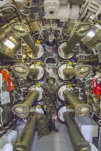 Sistema de antigos tubos de torpedo submarino — Fotografia de Stock