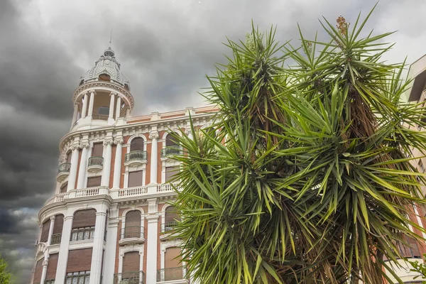 Streets and buildings of the beautiful city of Murcia, Spain — Stock Photo, Image