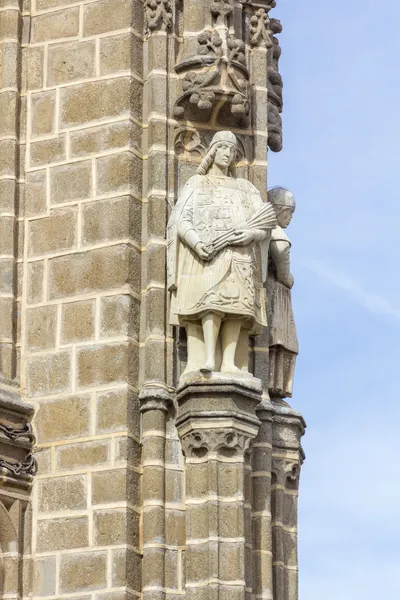 Person statue decorating the Cathedral of Toledo — Stock Photo, Image