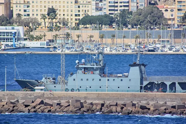 War ship specialized in material loading — Stock Photo, Image