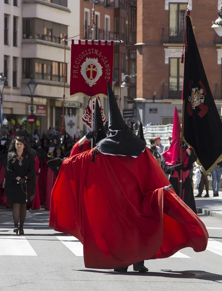 Valladolid, Spanje - 17 april: Pasen week (semana santa), nazare — Stockfoto