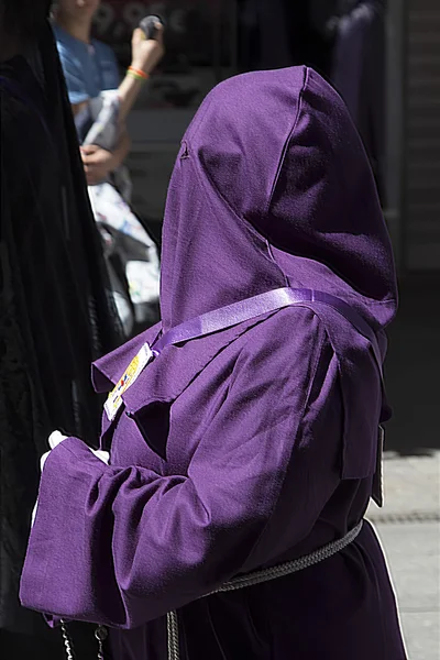 Valladolid, Spanje - 17 april: Pasen week (semana santa), nazare — Stockfoto