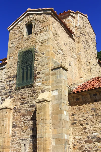 Gamla kyrkan i san miguel de lillo i oviedo, Spanien — Stockfoto