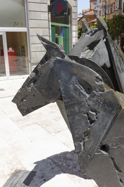 Sculpture abstraite de chevaux — Photo