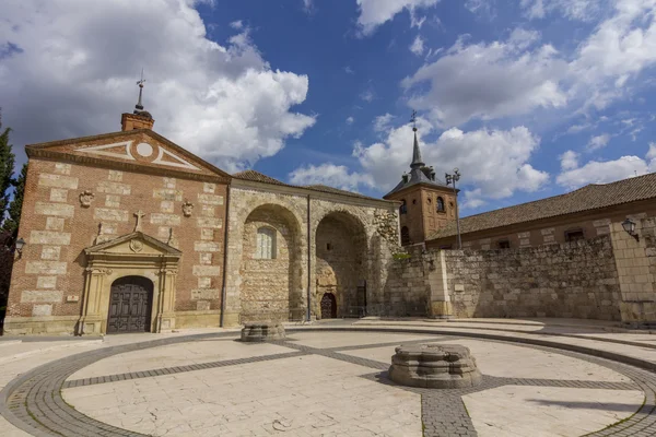 Остатки церкви, Santa Maria la Mayor, Alcala de Henares , — стоковое фото