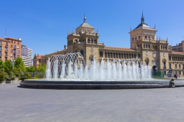Modern çeşme Meydanı zorrilla Valladolid, İspanya