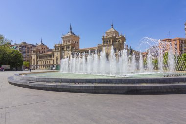 Modern çeşme Meydanı zorrilla Valladolid, İspanya