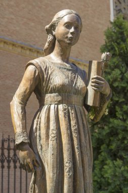 aragon 1485-1536 İngiltere kraliçesi catherine heykeli