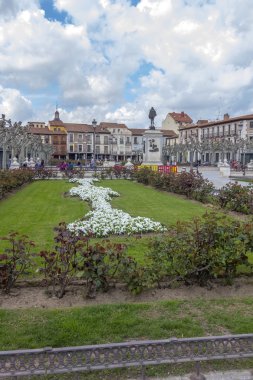 ünlü plaza de cervantes alcala de henares, İspanya