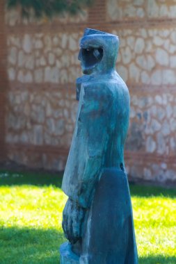 bir kişinin modern soyut bronz heykel