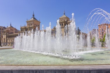 Modern çeşme Meydanı zorrilla Valladolid, İspanya