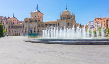 ünlü ve turist, plaza de zorrilla Valladolid, İspanya