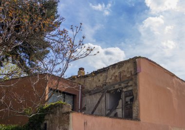 bir dökük eski geri yükleme yüklemek için