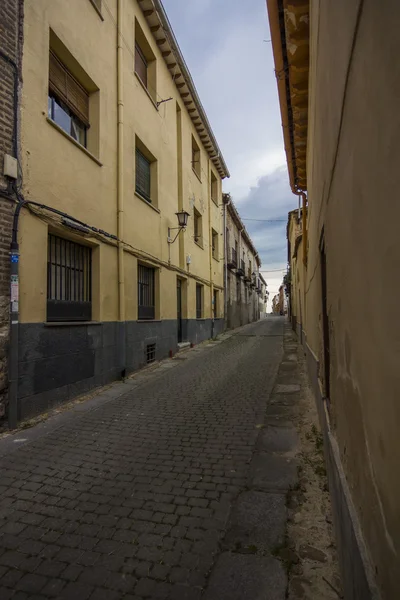 西班牙阿雷瓦洛用鹅卵石铺就的现代街道 — 图库照片