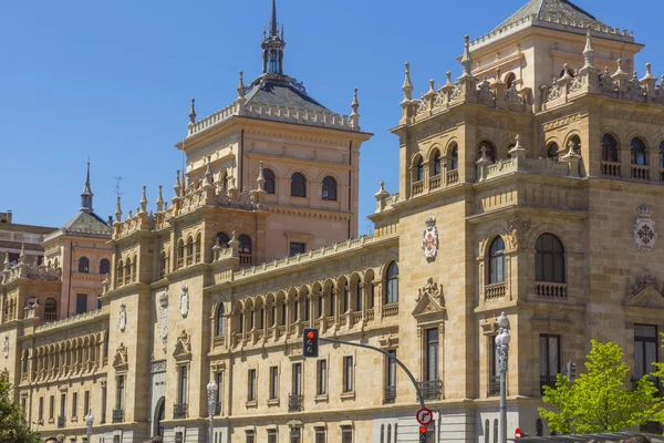 Historiska slott, kavalleri academy, valladolid, Spanien — Stockfoto