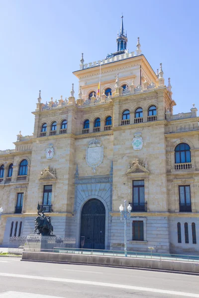 Ehemalige Militärakademie Kavallerie in Valladolid, Spanien — Stockfoto