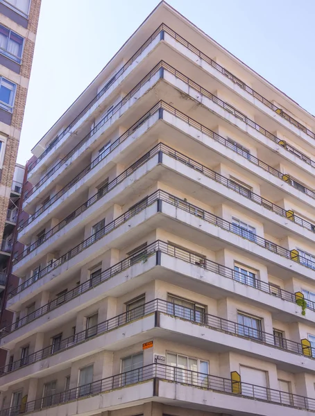 Apartment building in perspective — Stock Photo, Image