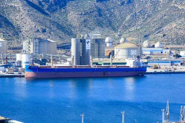 Cartagena Ισπανία 2018 Πετρελαιοφόρο Πλοίο Ελλιμενισμένο Στο Λιμάνι Για Εκφόρτωση — Φωτογραφία Αρχείου