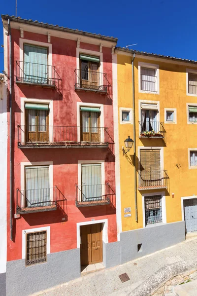 Типичные Красочные Дома Городе Куэнка Испания — стоковое фото