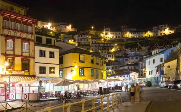 Vista Nocturna Del Pueblo Pesquero Turístico Cudillero España — Foto de Stock