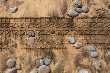 Araba lastiği footpring kum taş Beach